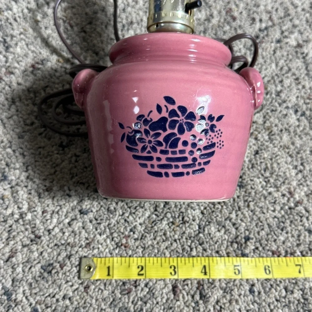 Vintage Mauve Pink Ceramic Accent Country Crock Lamp Blue Flower Basket RARE